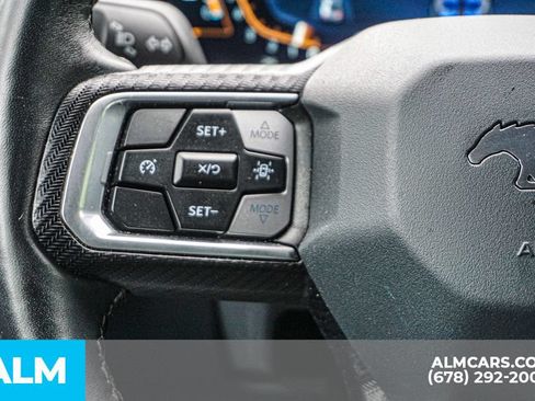 Used 2025 Ford Mustang Premium RWD image 28