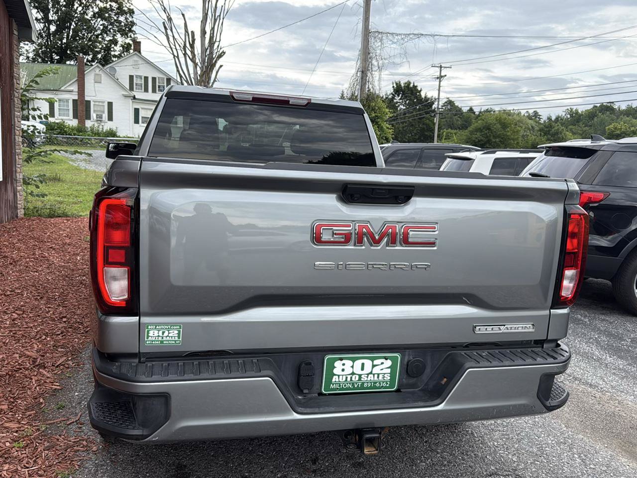 Used 2025 GMC Sierra 1500 Elevation AWD/4WD image 8