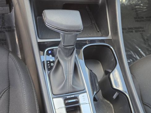 Used 2025 Hyundai Tucson SEL FWD image 13