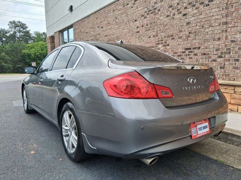 Used 2013 INFINITI G37 Journey w/ Premium Pkg RWD image 3