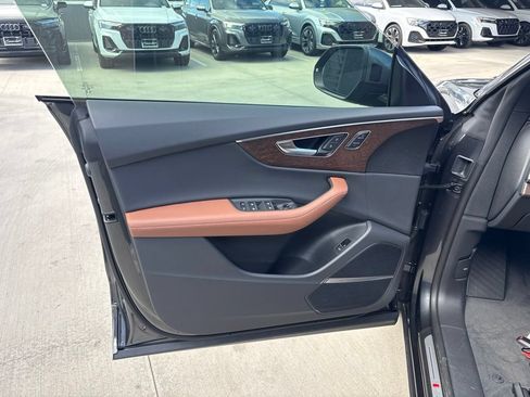 Used 2026 Audi Q8 Premium Plus w/ Premium Plus Package AWD/4WD image 10