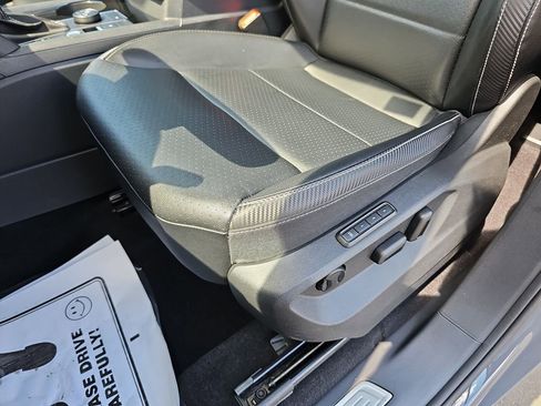 Used 2022 Volkswagen Atlas Cross Sport SEL R-Line image 33