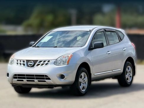 Used 2013 Nissan Rogue S AWD/4WD image 6