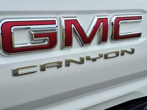 Used 2025 GMC Canyon Elevation image 30