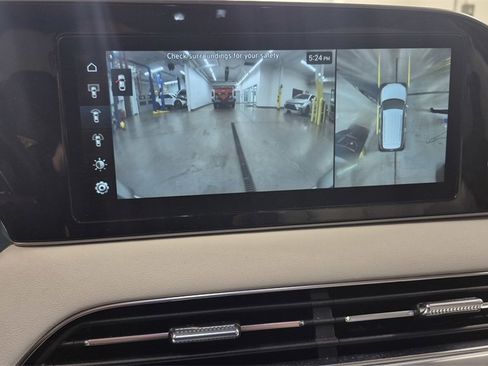 Used 2022 Hyundai Palisade Calligraphy image 24