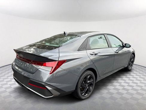 New 2026 Hyundai Elantra Sport FWD image 5