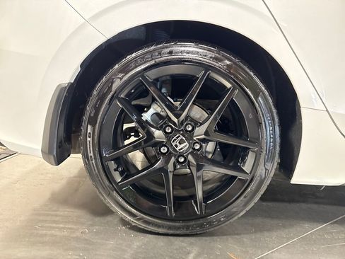 Certified 2025 Honda Civic Sport image 13