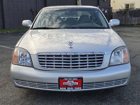 Used 2000 Cadillac De Ville FWD image 2