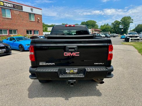 Used 2015 GMC Sierra 2500 Denali w/ Snow Plow Prep Package AWD/4WD image 7