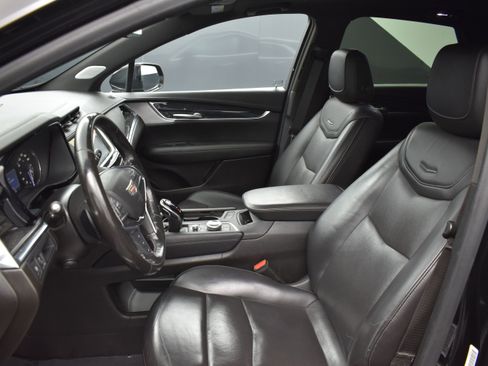 Used 2023 Cadillac XT5 Premium Luxury AWD/4WD image 10