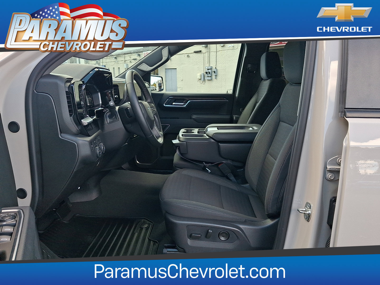 Used 2026 Chevrolet Silverado 1500 RST AWD/4WD image 14