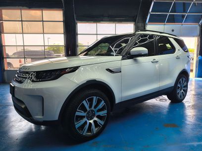 Used 2017 Land Rover Discovery HSE Luxury