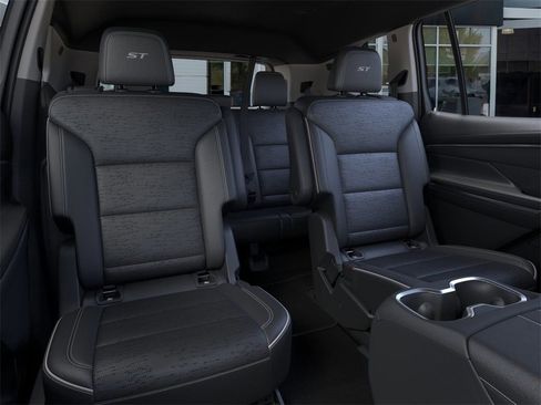 New 2026 Buick Enclave Sport Touring w/ Super Cruise Package image 17