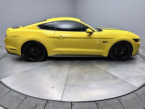 Used 2015 Ford Mustang GT Premium w/ Equipment Group 401A RWD image 4