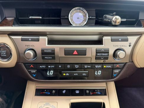 Used 2017 Lexus ES 350 w/ Luxury Package FWD image 60