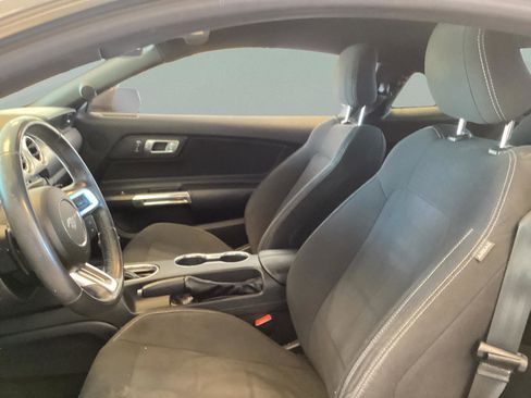 Used 2018 Ford Mustang Coupe w/ Equipment Group 101A RWD image 16