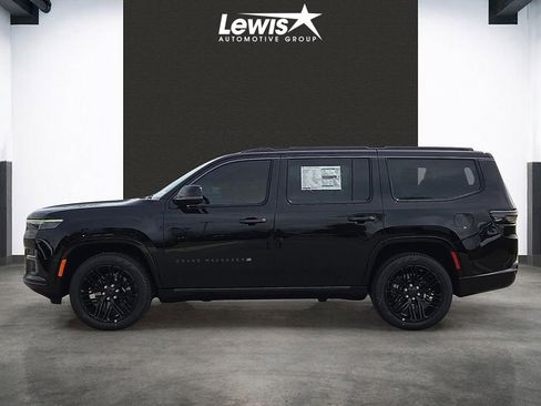 New 2026 Jeep Grand Wagoneer Limited AWD/4WD image 2