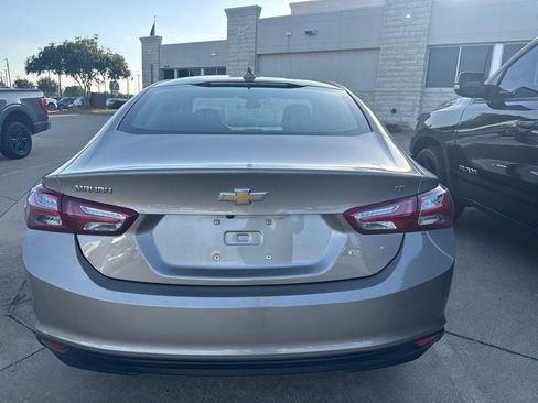 Used 2022 Chevrolet Malibu LT FWD image 5