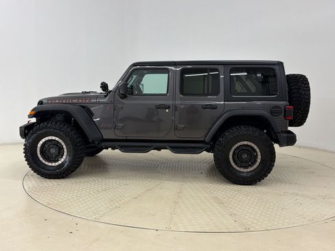 Used 2021 Jeep Wrangler Unlimited Rubicon AWD/4WD image 2