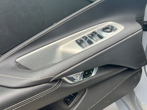 Used 2024 Chevrolet Corvette Stingray image 16