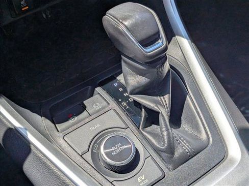 Used 2019 Toyota RAV4 Limited w/ Carpet Mat Package AWD/4WD image 13