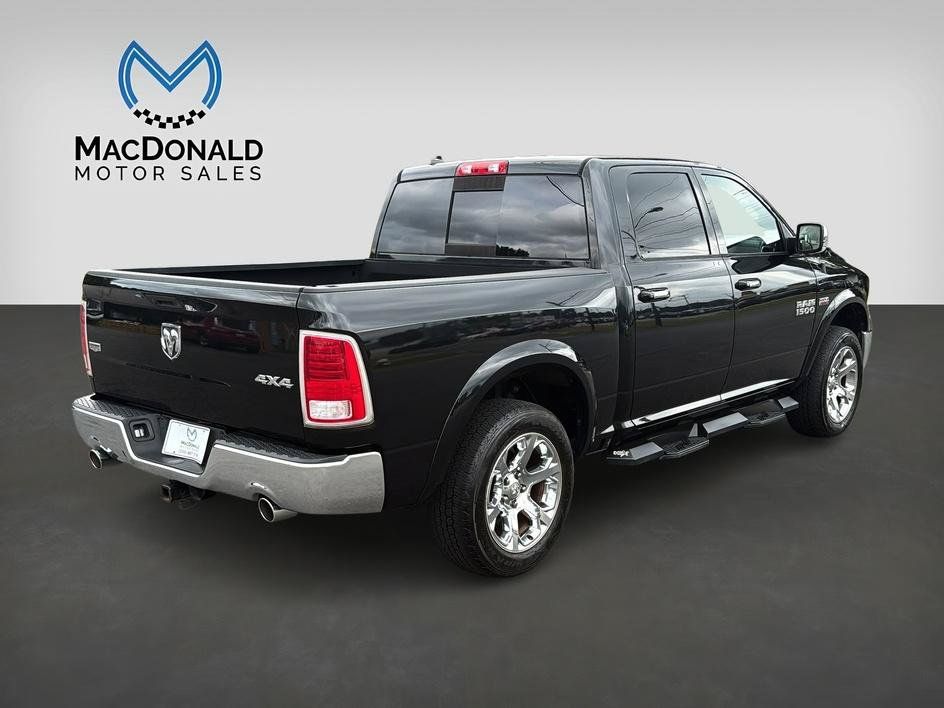 Used 2017 RAM 1500 Laramie w/ Convenience Group AWD/4WD image 7