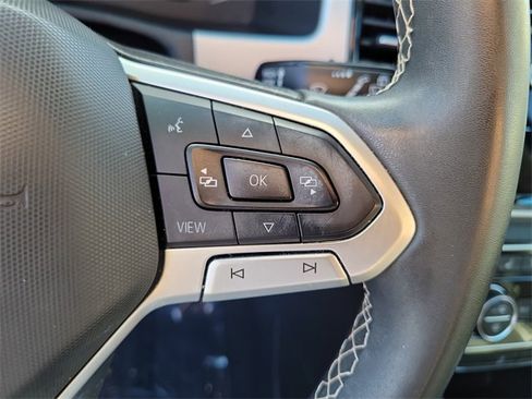 Used 2023 Volkswagen Atlas SE image 6