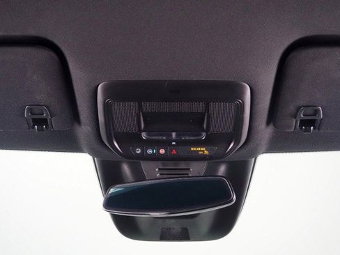 Used 2024 Chevrolet Equinox EV FWD LT w/ 2LT image 69