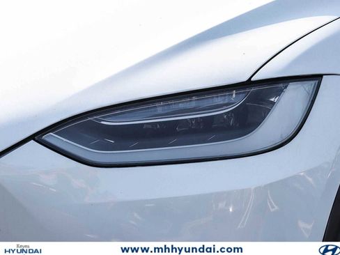 Used 2019 Tesla Model X AWD/4WD image 7