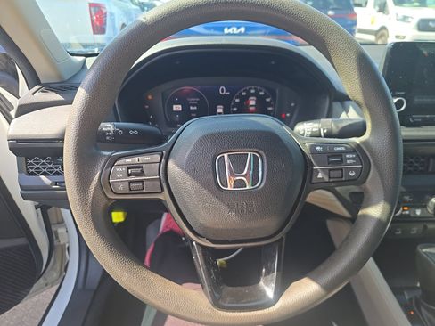 Used 2023 Honda Accord LX image 13