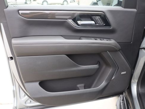 New 2026 GMC Yukon Elevation w/ Elevation Premium Package AWD/4WD image 10