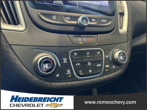 Used 2023 Chevrolet Malibu LT image 24