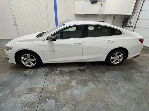 Used 2022 Chevrolet Malibu LS w/ LPO, Convenience Package 2 FWD image 6