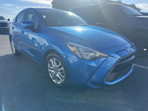 Used 2016 Scion iA image 25