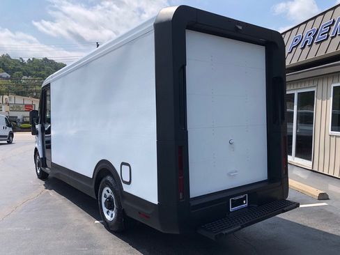 Used 2024 Chevrolet Brightdrop 600 w/ Commercial Equipment Package AWD/4WD image 4