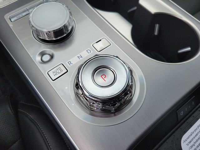 Certified 2026 Genesis GV70 2.5T Select AWD/4WD image 16
