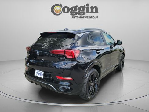 Used 2024 Buick Encore GX Sport Touring AWD/4WD image 3