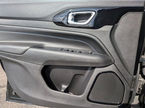 New 2026 Jeep Compass Limited image 14