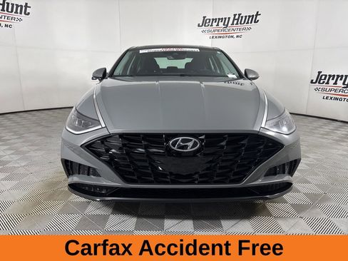 Used 2023 Hyundai Sonata SEL w/ Convenience Package image 3