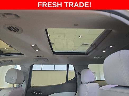 Used 2020 GMC Acadia SLE w/ Driver Convenience Package AWD/4WD image 35