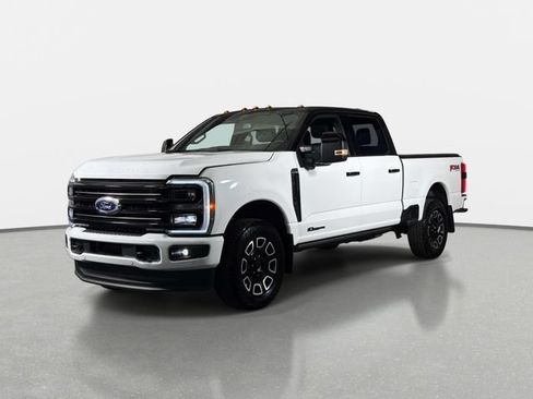 Used 2025 Ford F250 Platinum AWD/4WD image 8