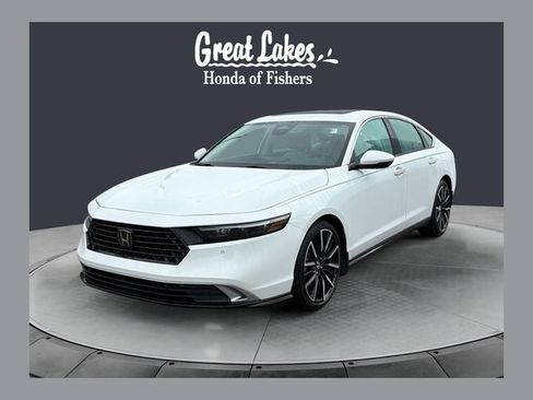 Used 2023 Honda Accord Touring image 1