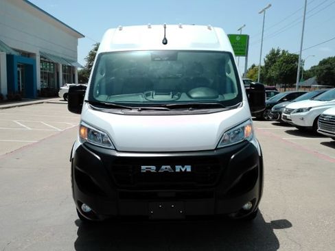 Used 2025 RAM ProMaster 3500 w/ Convenience Group FWD image 2