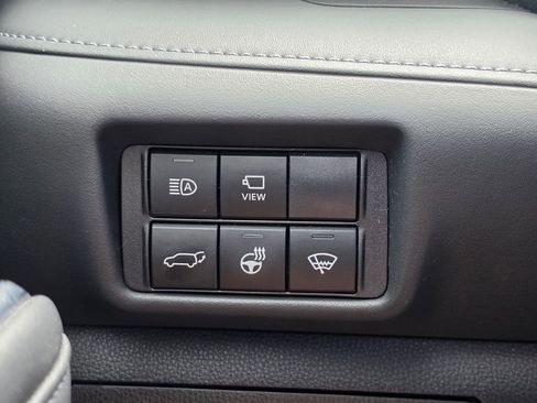 Used 2022 Toyota Highlander Platinum image 15