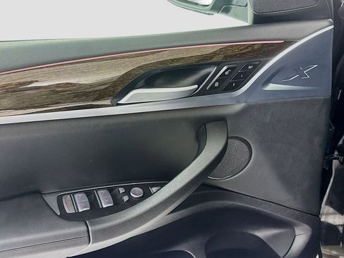 Used 2024 BMW X3 xDrive30i image 18