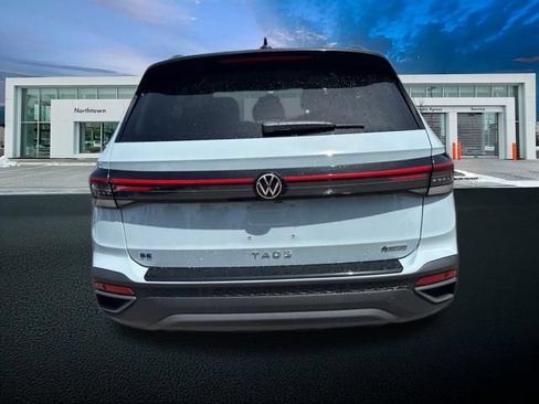 New 2026 Volkswagen Taos SE AWD/4WD image 5