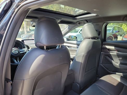 Used 2021 MAZDA MAZDA3 s image 12