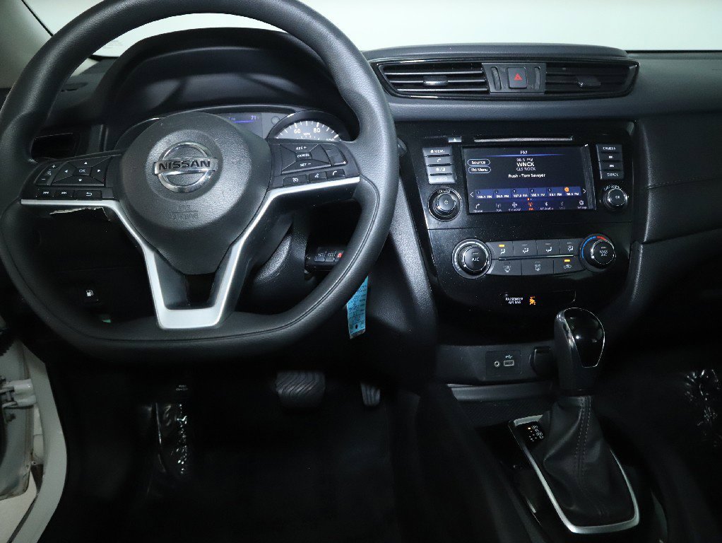 Used 2018 Nissan Rogue S AWD/4WD image 25