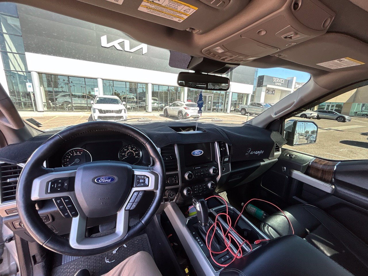 Used 2019 Ford F150 Lariat w/ Equipment Group 502A Luxury AWD/4WD image 13