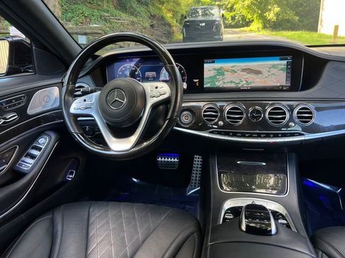 Used 2018 Mercedes-Benz S 560 4MATIC Sedan w/ AMG Line Exterior image 18